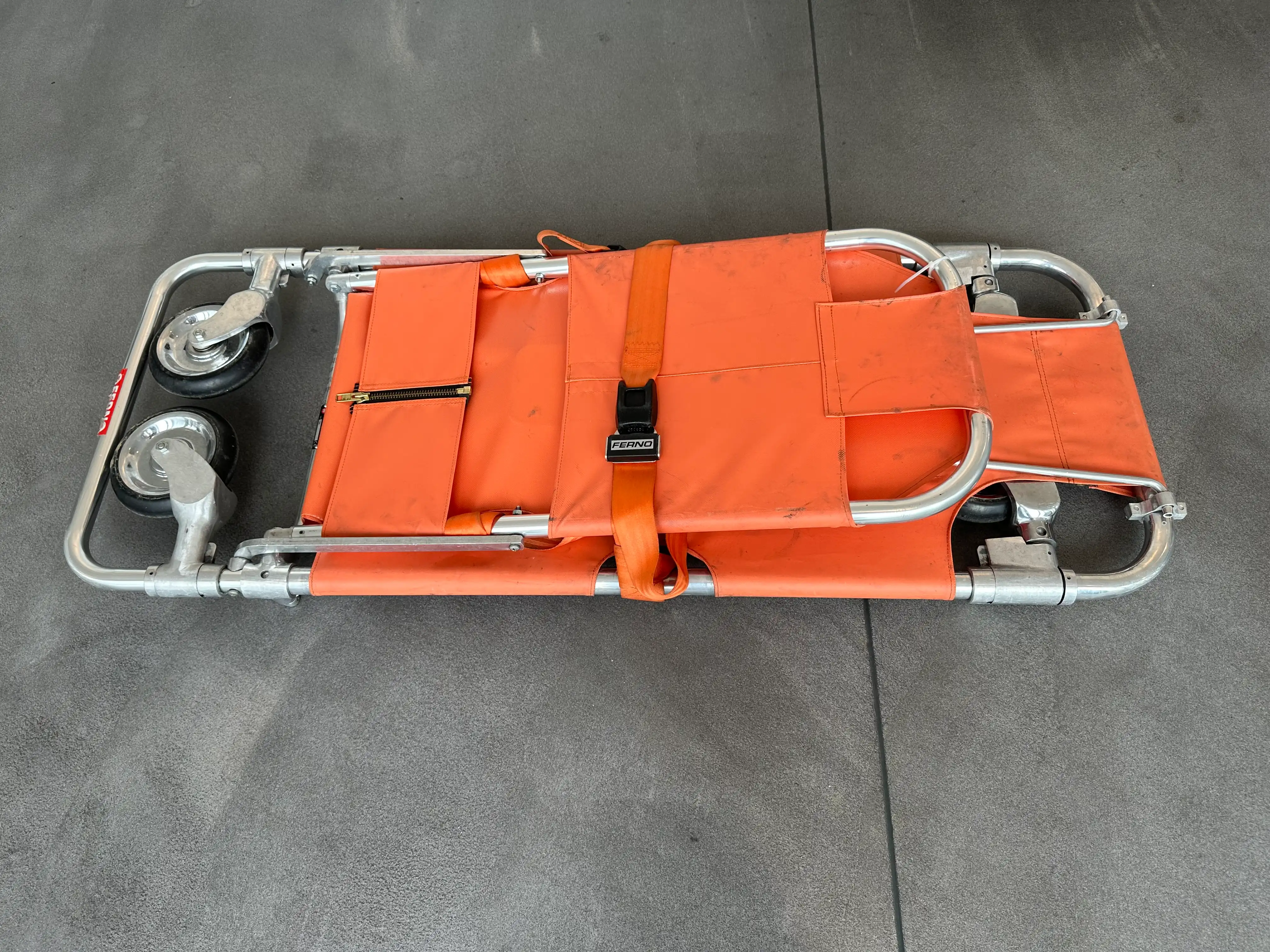 Tragbahre (orange) Ansicht 2